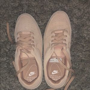 Pink nike Air Force 1